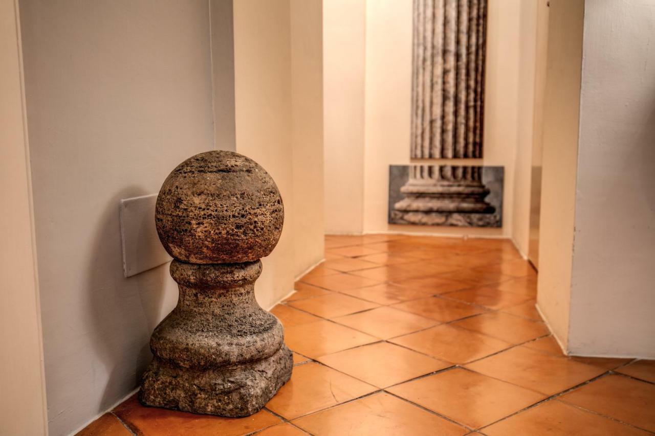 רומא Colosseum Forum Apartment מראה חיצוני תמונה